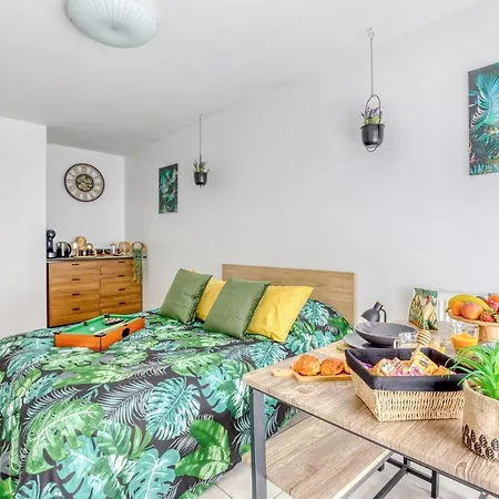 Au Pied Du Metro Apartamento